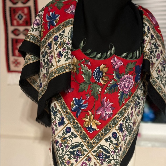 Floral Patterned Scarf with Red and Black Accents - Picture 1 of 1